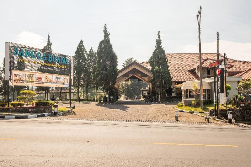 Capital O 1256 Sangga Buana Resort And Convention Hotel Cianjur Bagian luar foto