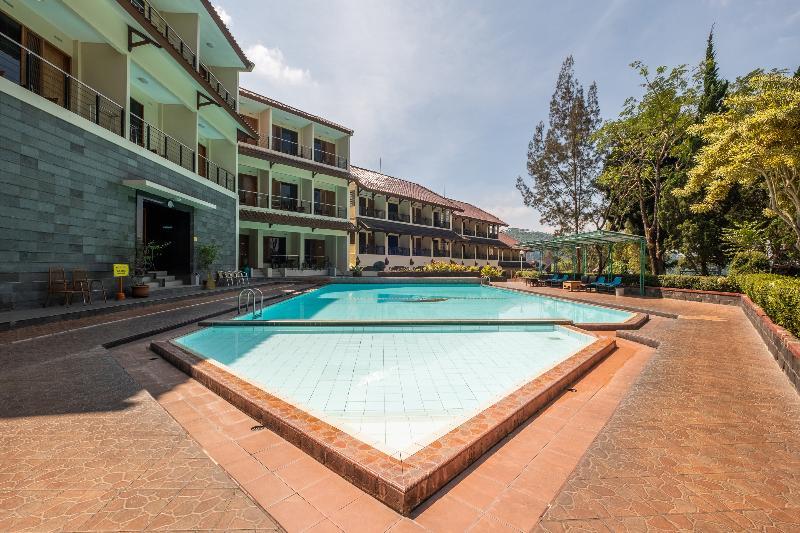 Capital O 1256 Sangga Buana Resort And Convention Hotel Cianjur Bagian luar foto
