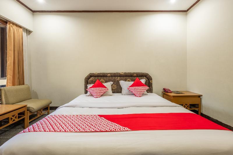 Capital O 1256 Sangga Buana Resort And Convention Hotel Cianjur Bagian luar foto