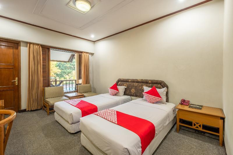 Capital O 1256 Sangga Buana Resort And Convention Hotel Cianjur Bagian luar foto